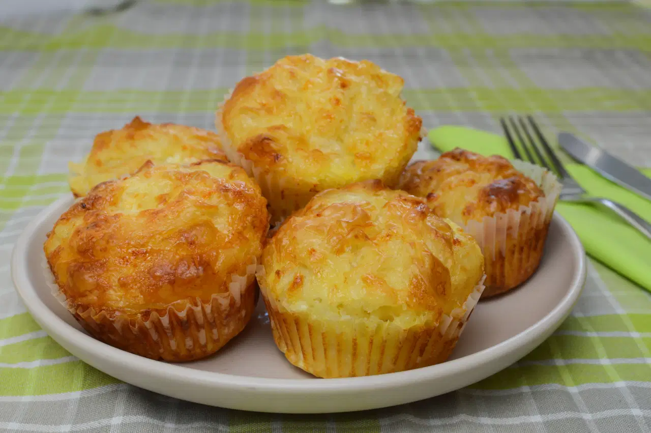 Cay saatlerinin vazgecilmez tuzlu lezzeti peynirli muffin tarifi sNxxpjJV